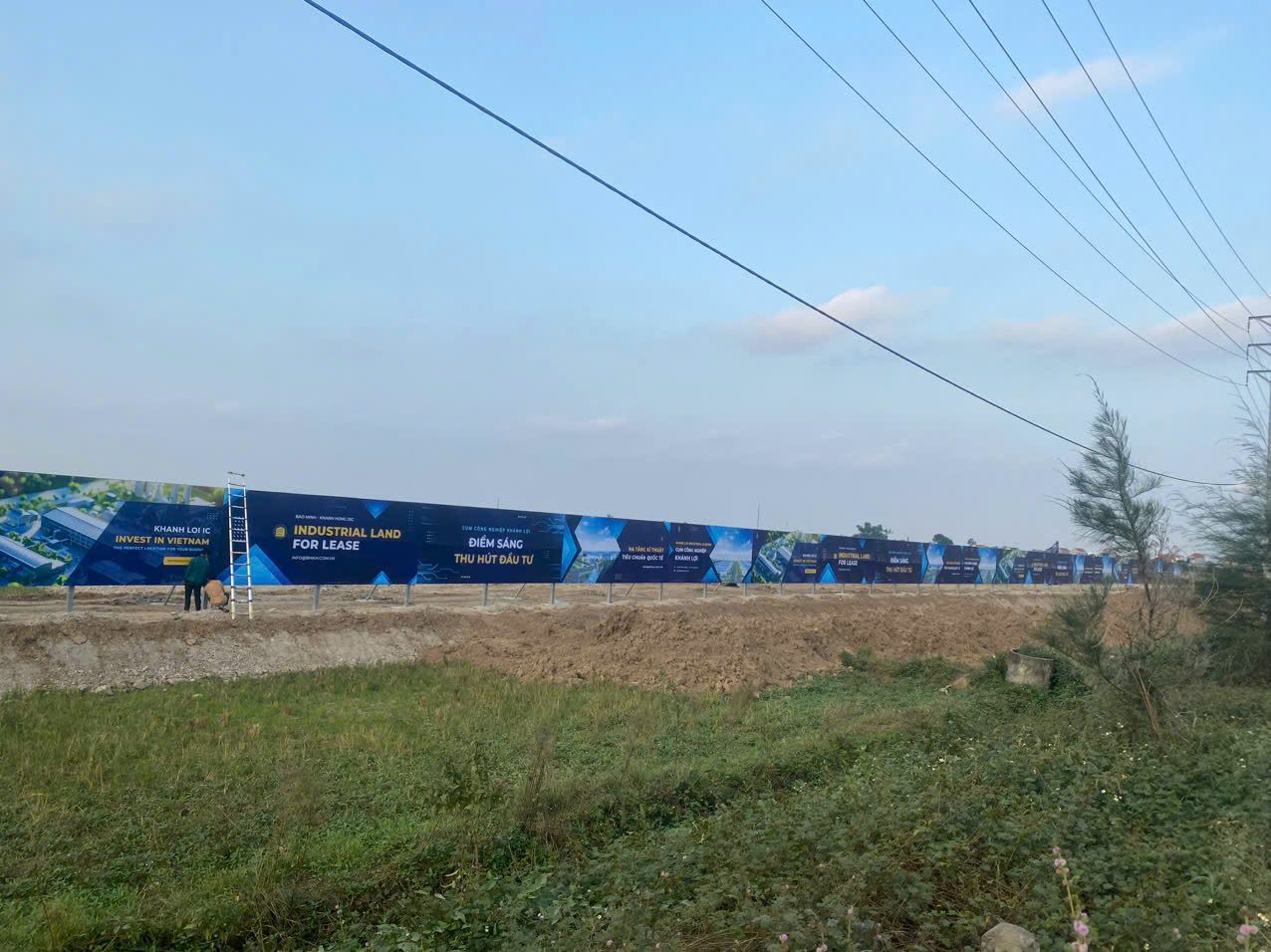 Làm biển hiệu cho các công trình xây dựng trên toàn quốc 
